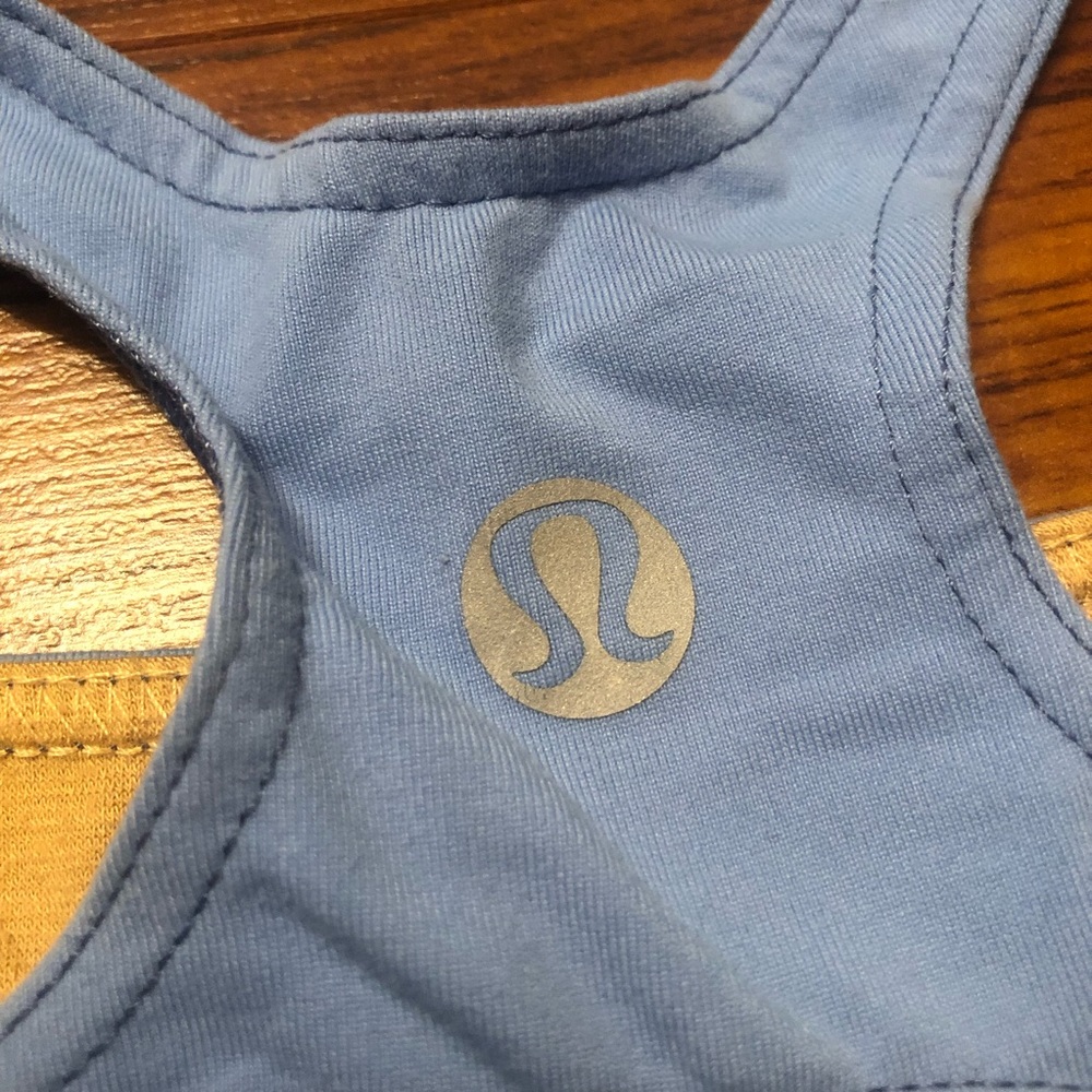 Lululemon bra - Picture 3 of 4